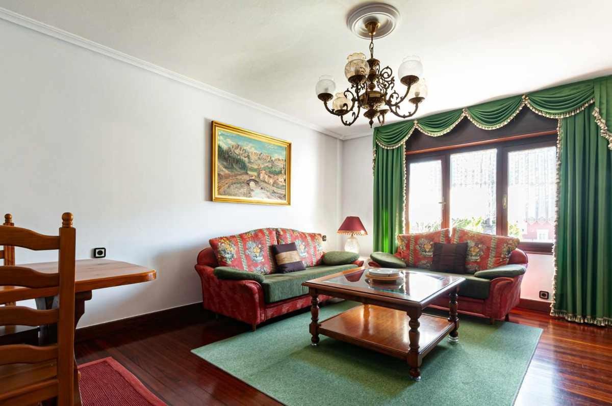 Casa rural Paco En pleno corazón de Cantabria muy cerca de la costa Carranceja Exterior foto