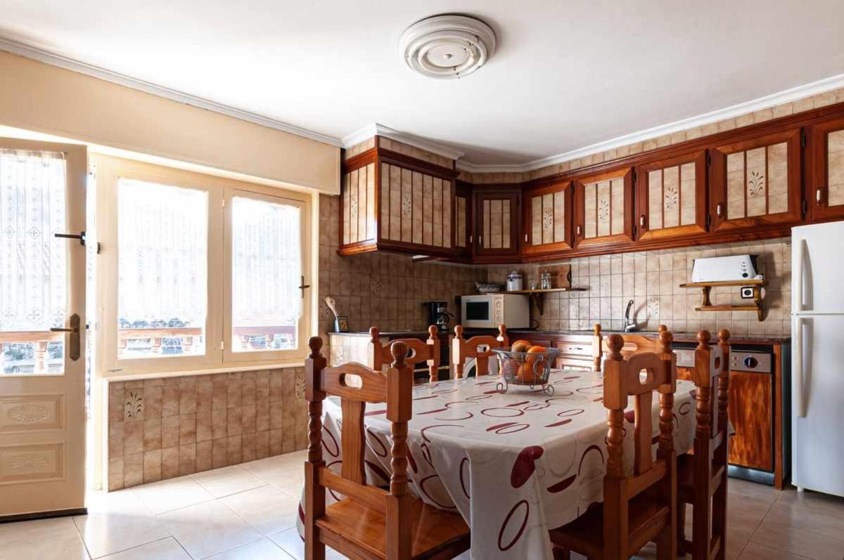 Casa rural Paco En pleno corazón de Cantabria muy cerca de la costa Carranceja Exterior foto