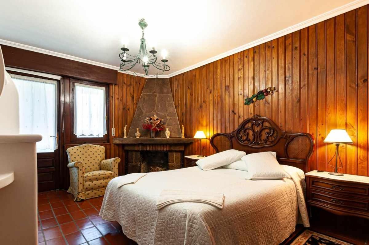 Casa rural Paco En pleno corazón de Cantabria muy cerca de la costa Carranceja Exterior foto