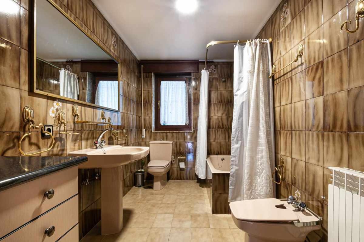 Casa rural Paco En pleno corazón de Cantabria muy cerca de la costa Carranceja Exterior foto